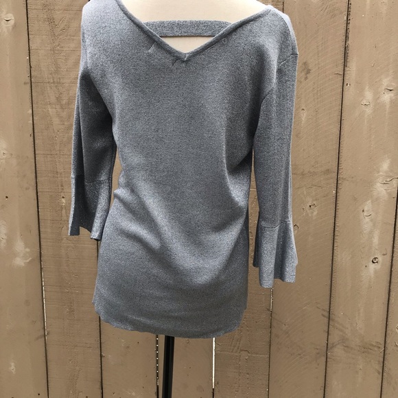 Silver 3/4 Sleeve V-Neck Sweater Sz XL-EUC - Picture 3 of 5